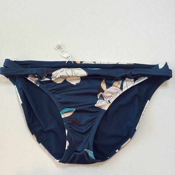 Athleta NWT Aqualuxe Floradona Crossover Bottom Blue Large - Picture 3 of 7